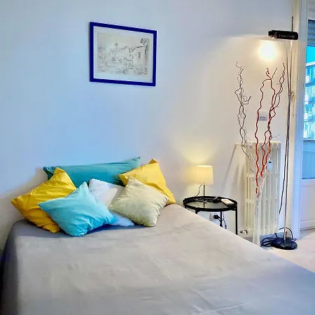 Gasthuis Stanza Cristina E Patrizia Fiere E Moda M4 California Self-check-in