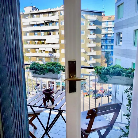 Gasthuis Stanza Cristina E Patrizia Fiere E Moda M4 California Self-check-in Milaan